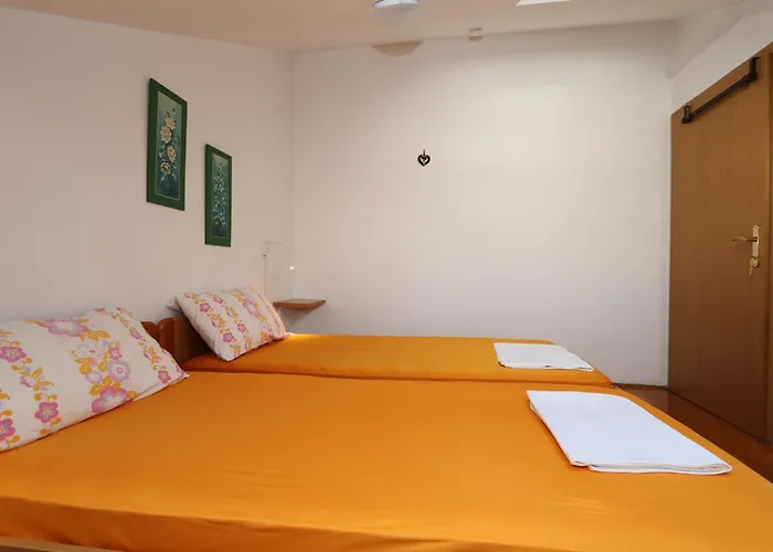 Simple -no Parking * ماكارسكا