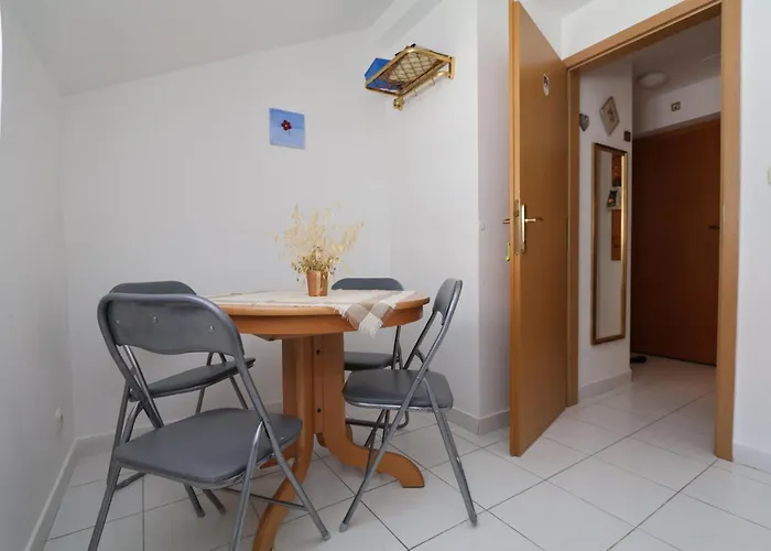 Simple -no Parking * ماكارسكا