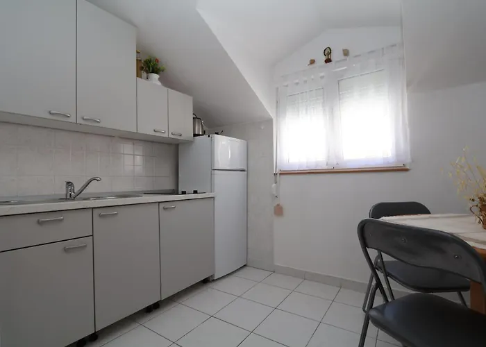 Simple -no Parking ماكارسكا