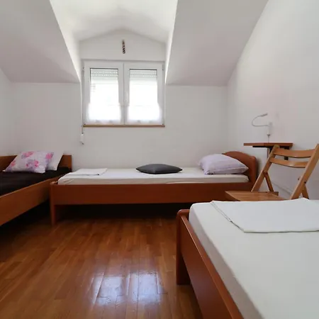 Simple -no Parking Apartamento